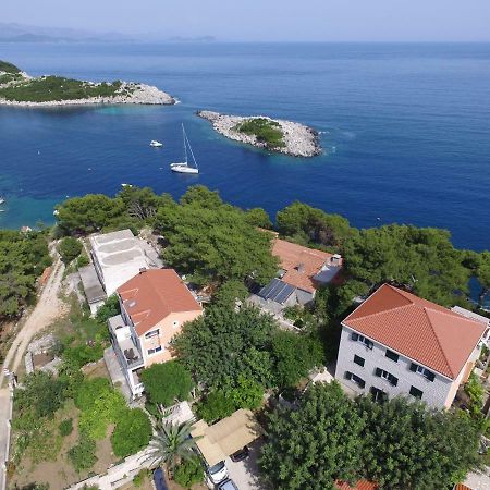 Stermasi Apartments Saplunara Exterior foto